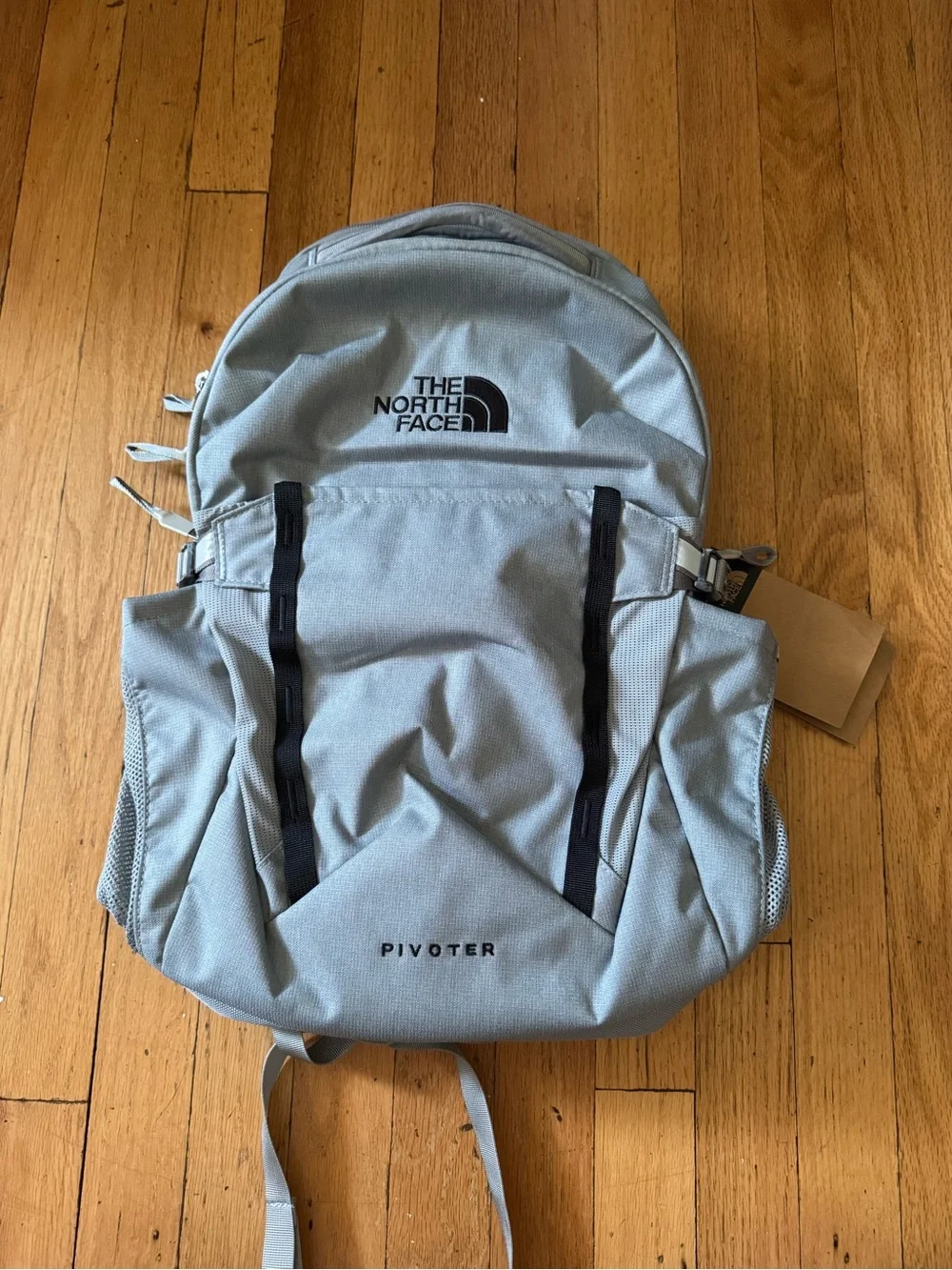 The North Face Pivoter Backpack - Light Gray
